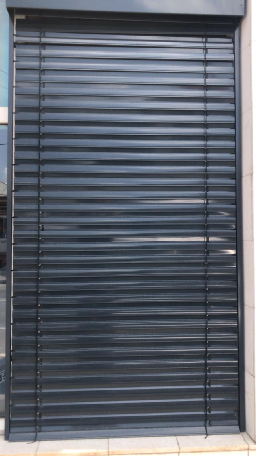 Montaj pentru solutii de umbrire la ferestre